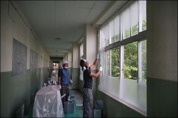 第一校舎塗り替え